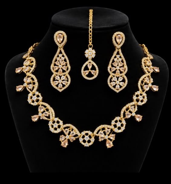 Royal Floral Necklace Set - Gold